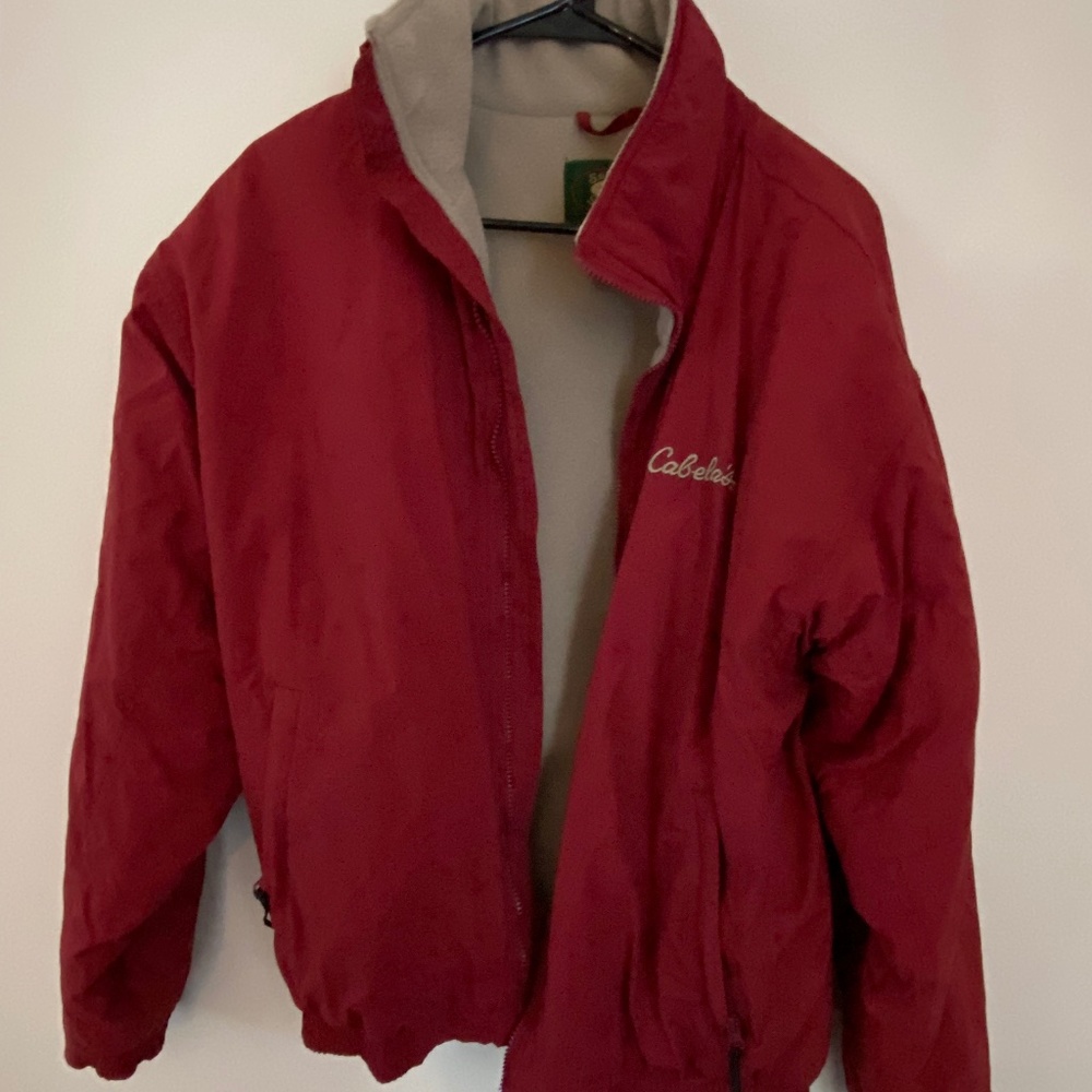 Cabela's (M) Red & Tan Puffer Coat